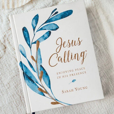 This edition features 365 devotions with a gorgeous fabric cover with foil and has feminine floral touches, giving an elegant feel, along with large text and written-out Scripture verses. This edition resonates with women and makes a wonderful gift for Mother’s Day, Easter, birthdays, or for self-purchase. 