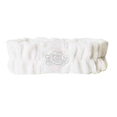This luxuriously soft headband is perfect for holding your hair up while you wash your face, apply your daily makeup or relax for a spa treatment. 
